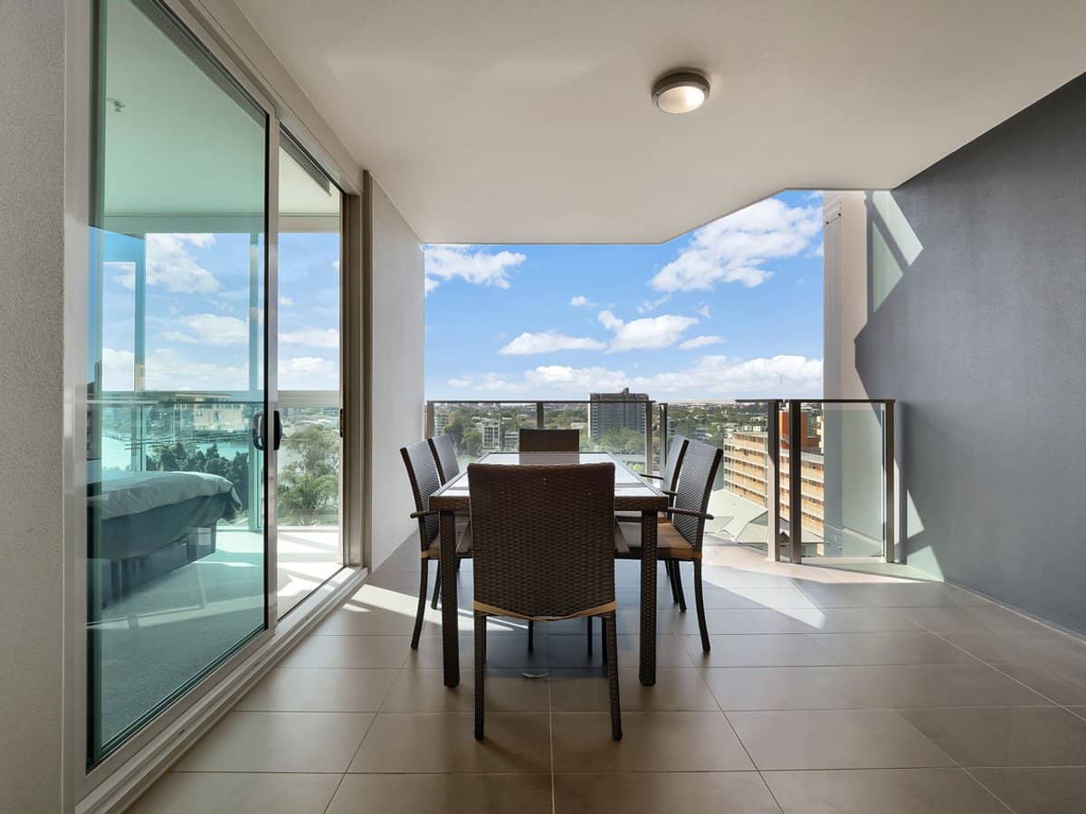 18 Thorn Street, Kangaroo Point - Thumbnail 2