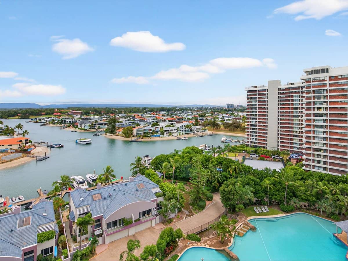 12 Commodore Drive, SURFERS PARADISE - Thumbnail 9