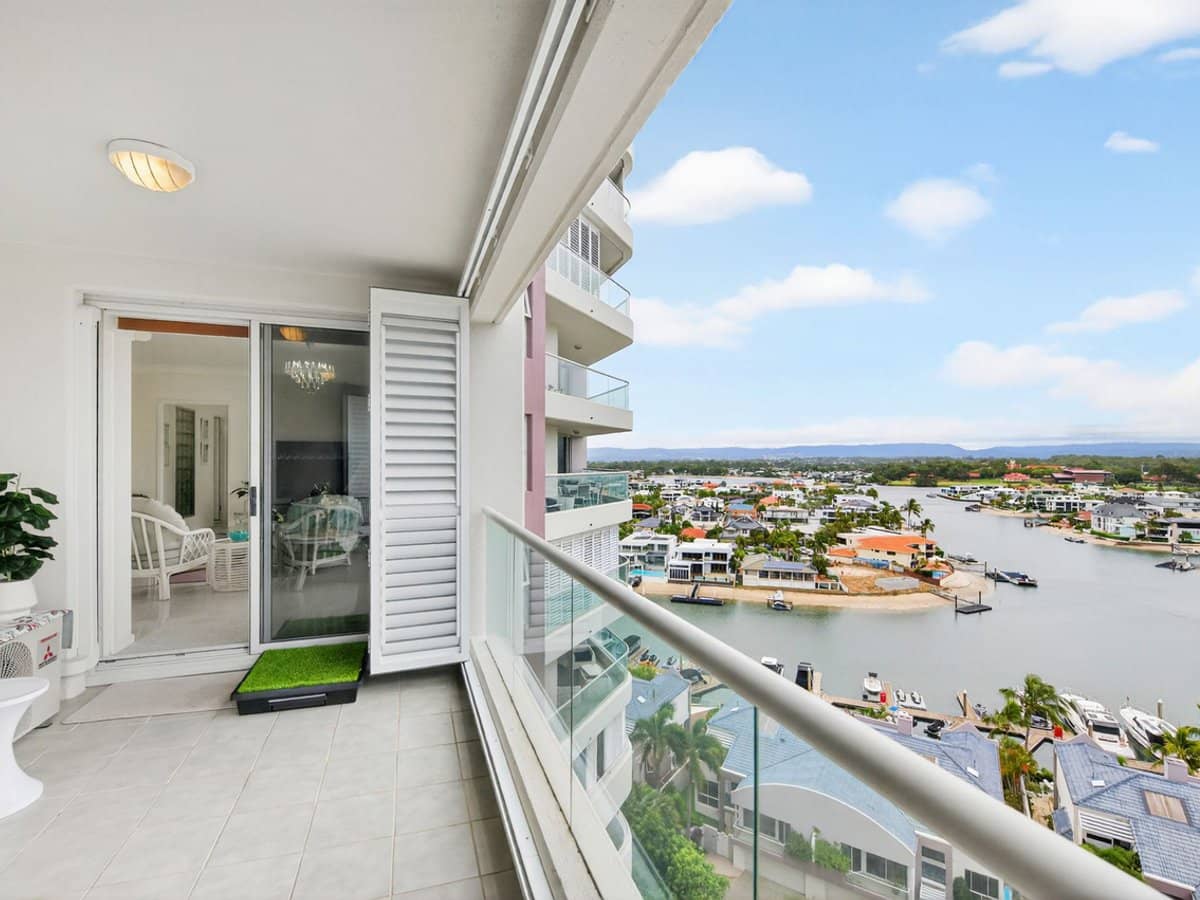 12 Commodore Drive, SURFERS PARADISE - Thumbnail 11