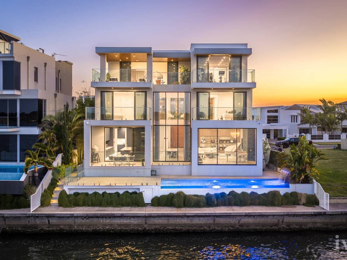 44 Knightsbridge Parade East, Sovereign Islands - Thumbnail 2