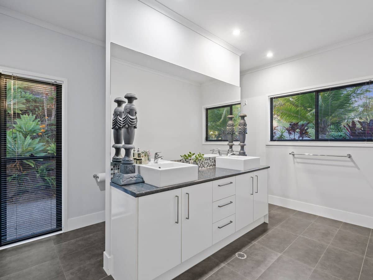 44 Solomon Lane, Wongawallan - Thumbnail 14