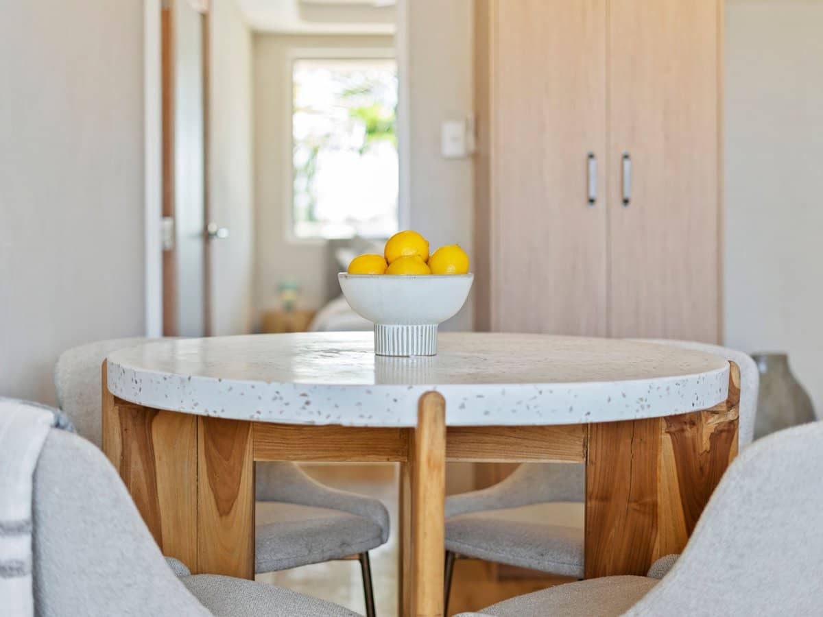 22 Leonard Avenue, Surfers Paradise - Thumbnail 6