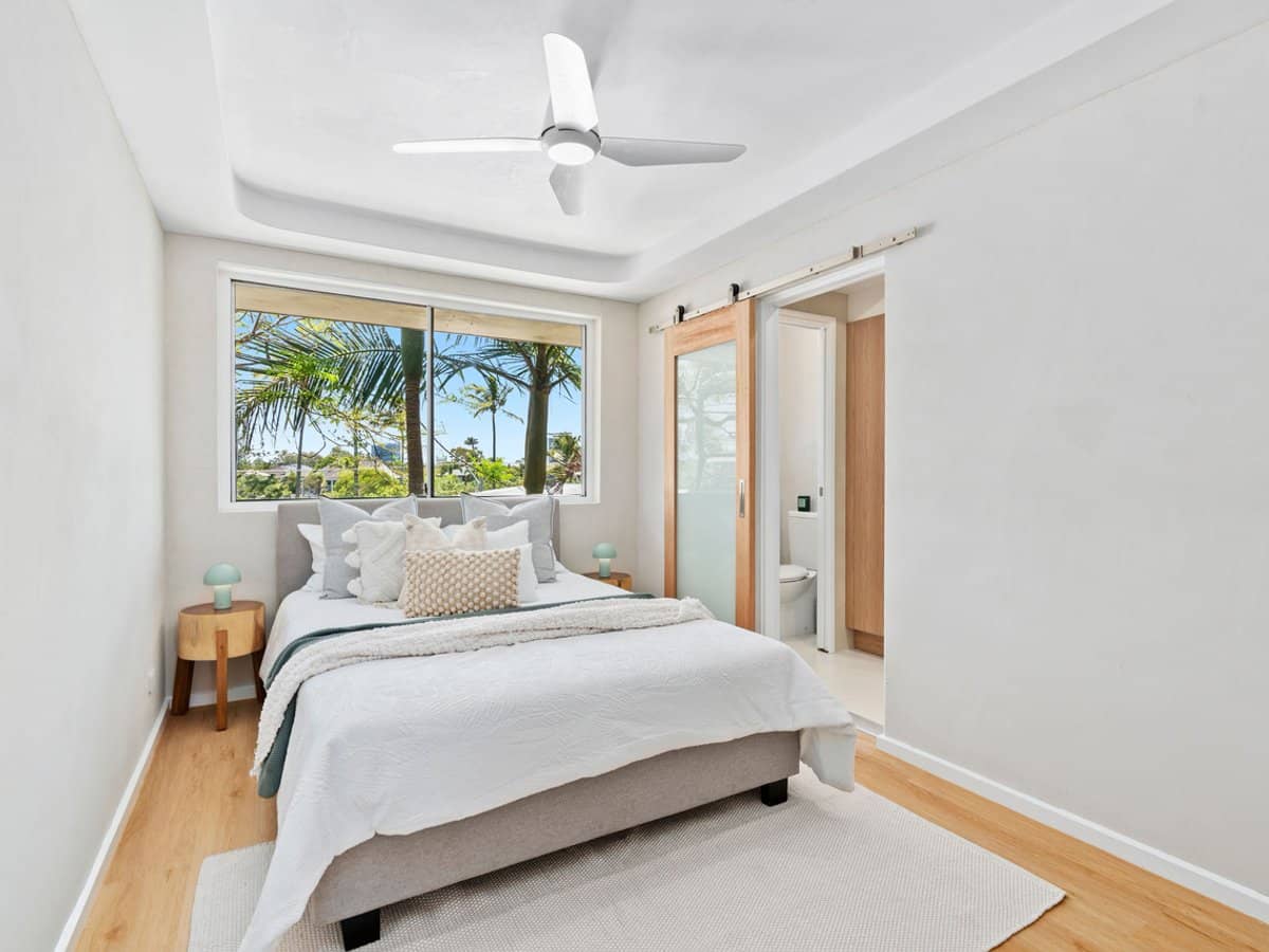 22 Leonard Avenue, Surfers Paradise - Thumbnail 11