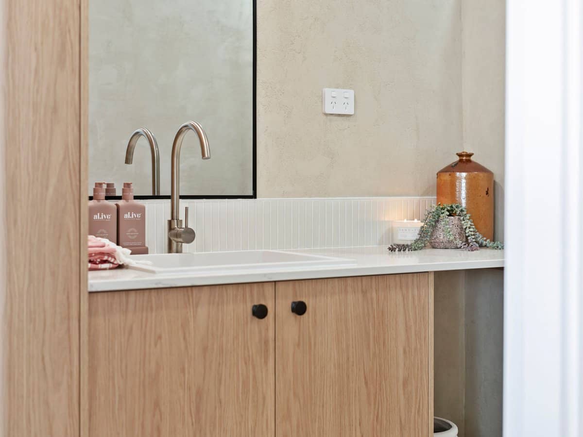 22 Leonard Avenue, Surfers Paradise - Thumbnail 13