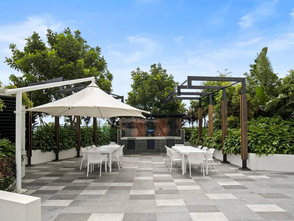 5 Harbour Side Court, BIGGERA WATERS - Thumbnail 19