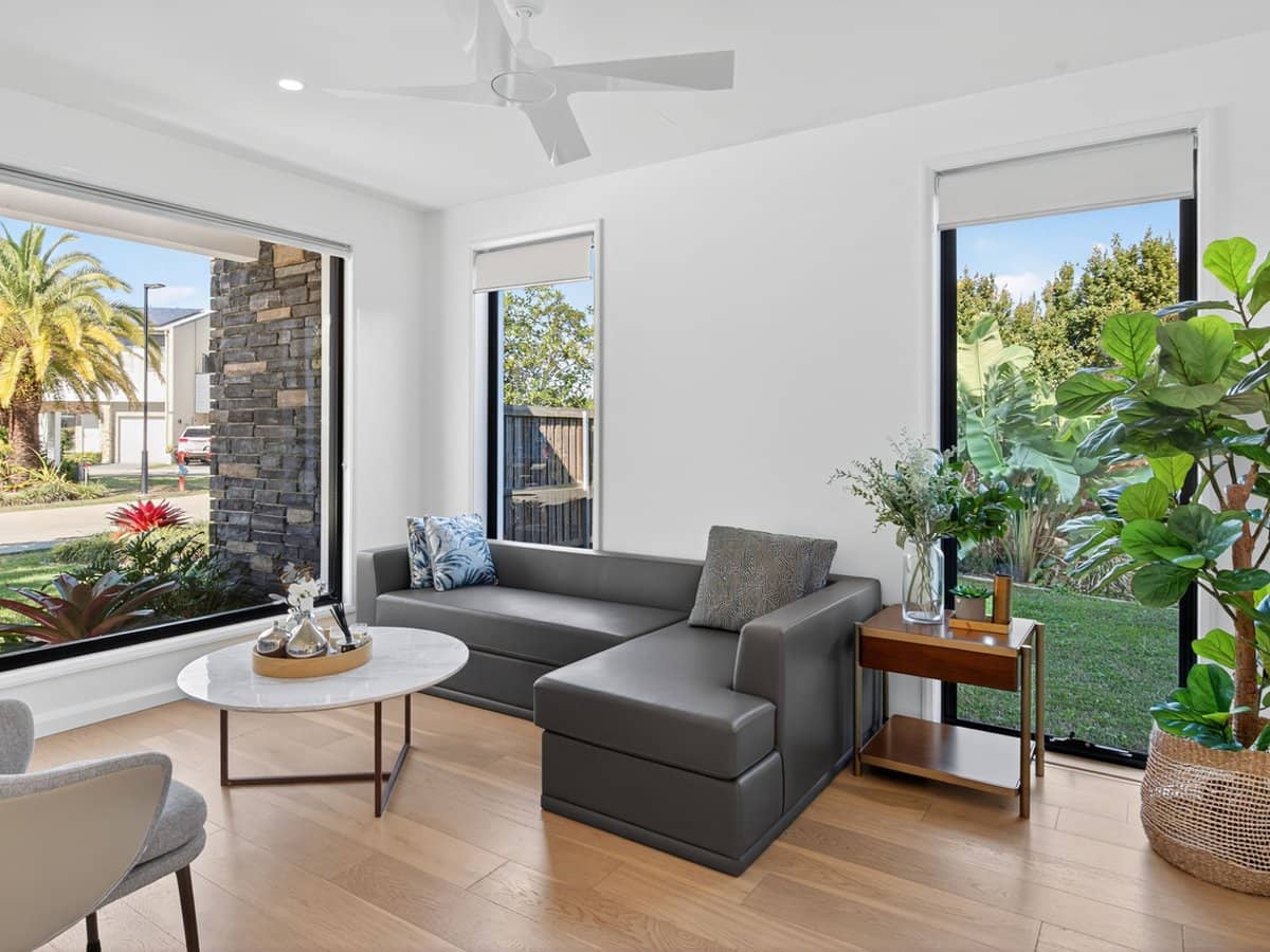 1 Lyra Avenue, Hope Island - Thumbnail 12