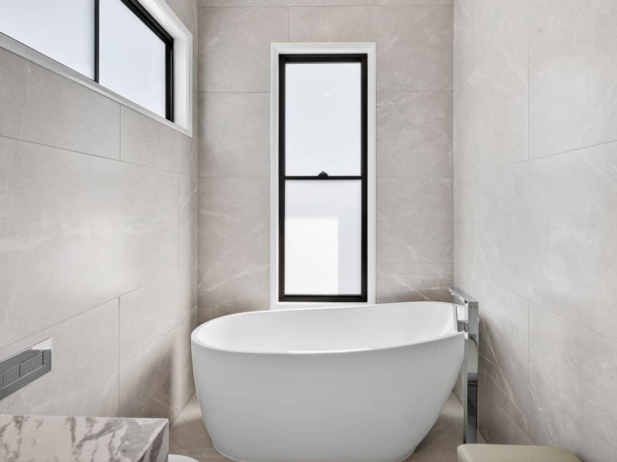 1 Lyra Avenue, Hope Island - Thumbnail 19