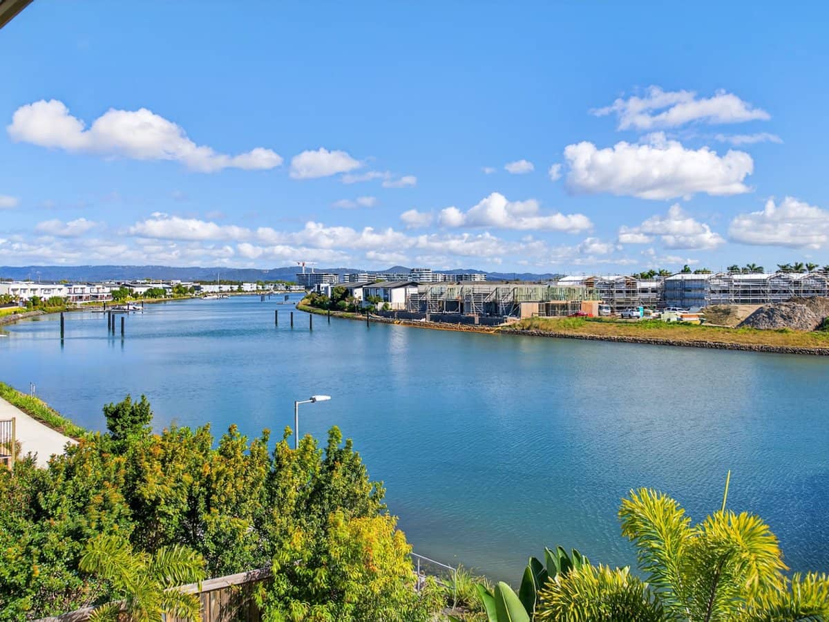 1 Lyra Avenue, Hope Island - Thumbnail 26