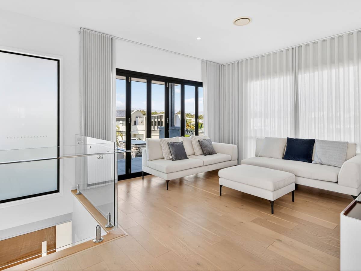 1 Lyra Avenue, Hope Island - Thumbnail 15