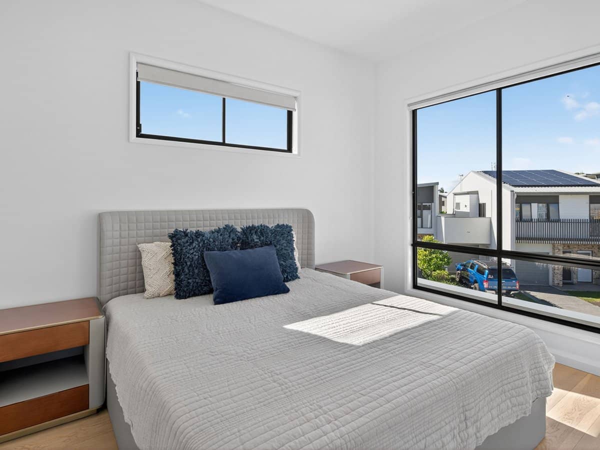 1 Lyra Avenue, Hope Island - Thumbnail 20