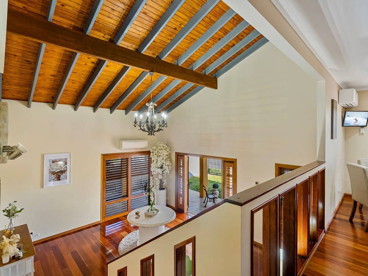 17 Lowanna Drive, Ashmore - Thumbnail 15