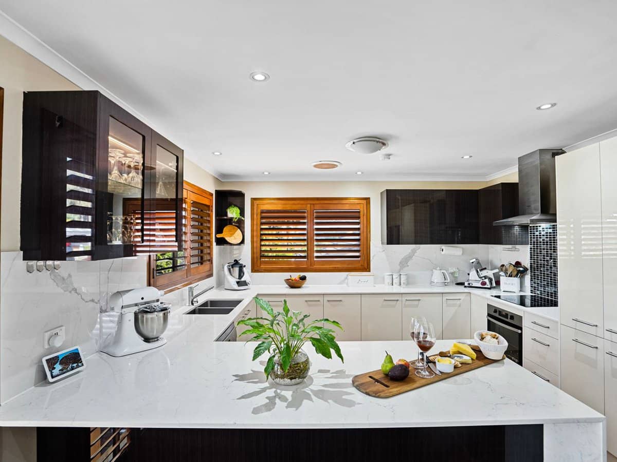 17 Lowanna Drive, Ashmore - Thumbnail 21