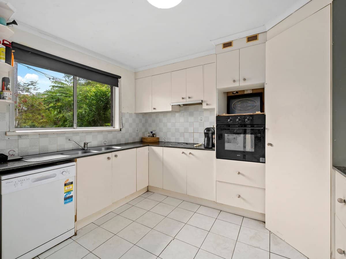 28 Diane Street, Yeronga - Thumbnail 13