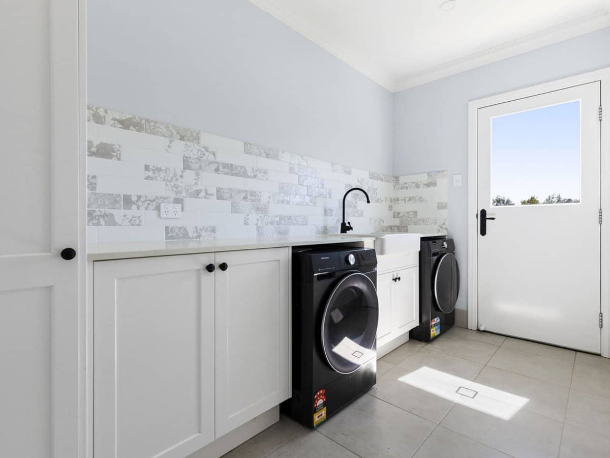 57-61 Acacia Court, Beechmont - Thumbnail 19