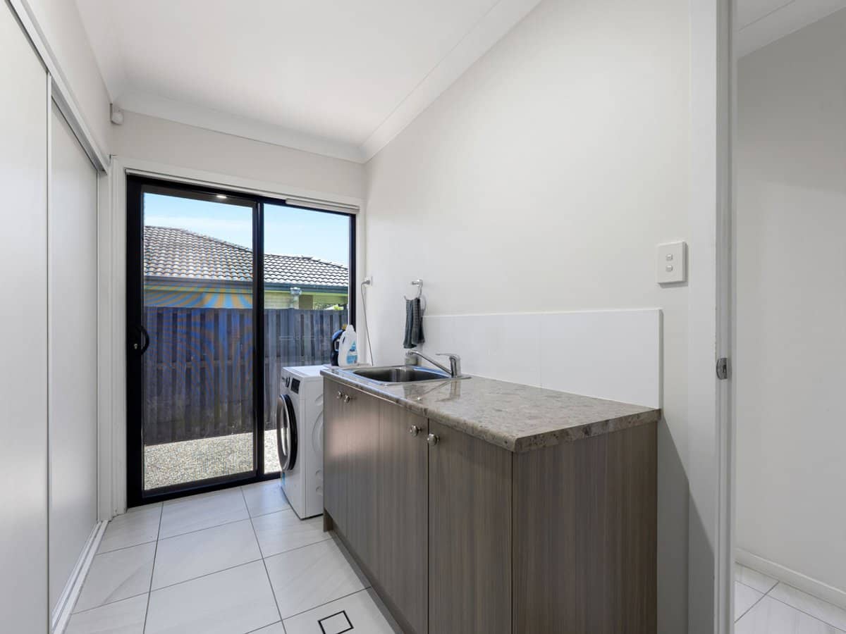 469 Gainsborough Drive, Pimpama - Thumbnail 23