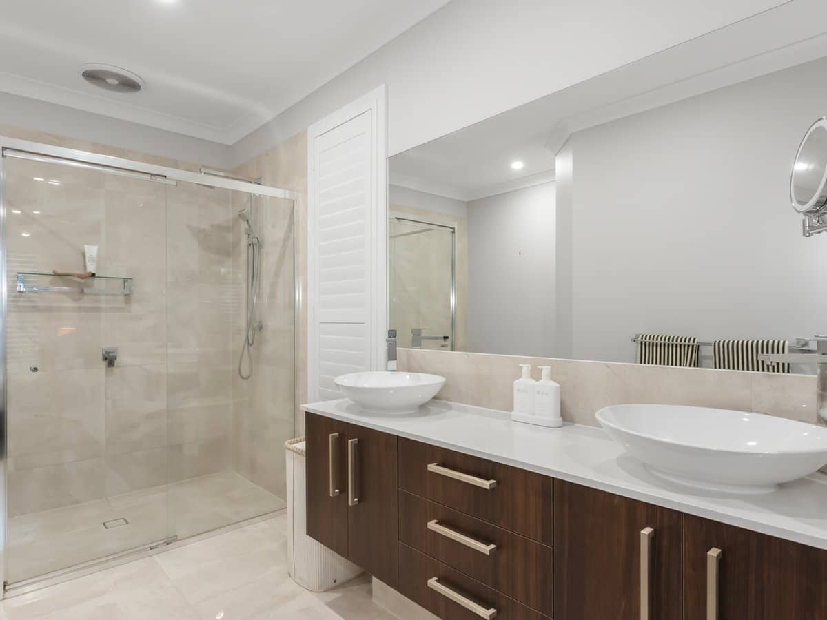 9 Kurura Road, COOMERA WATERS - Thumbnail 16