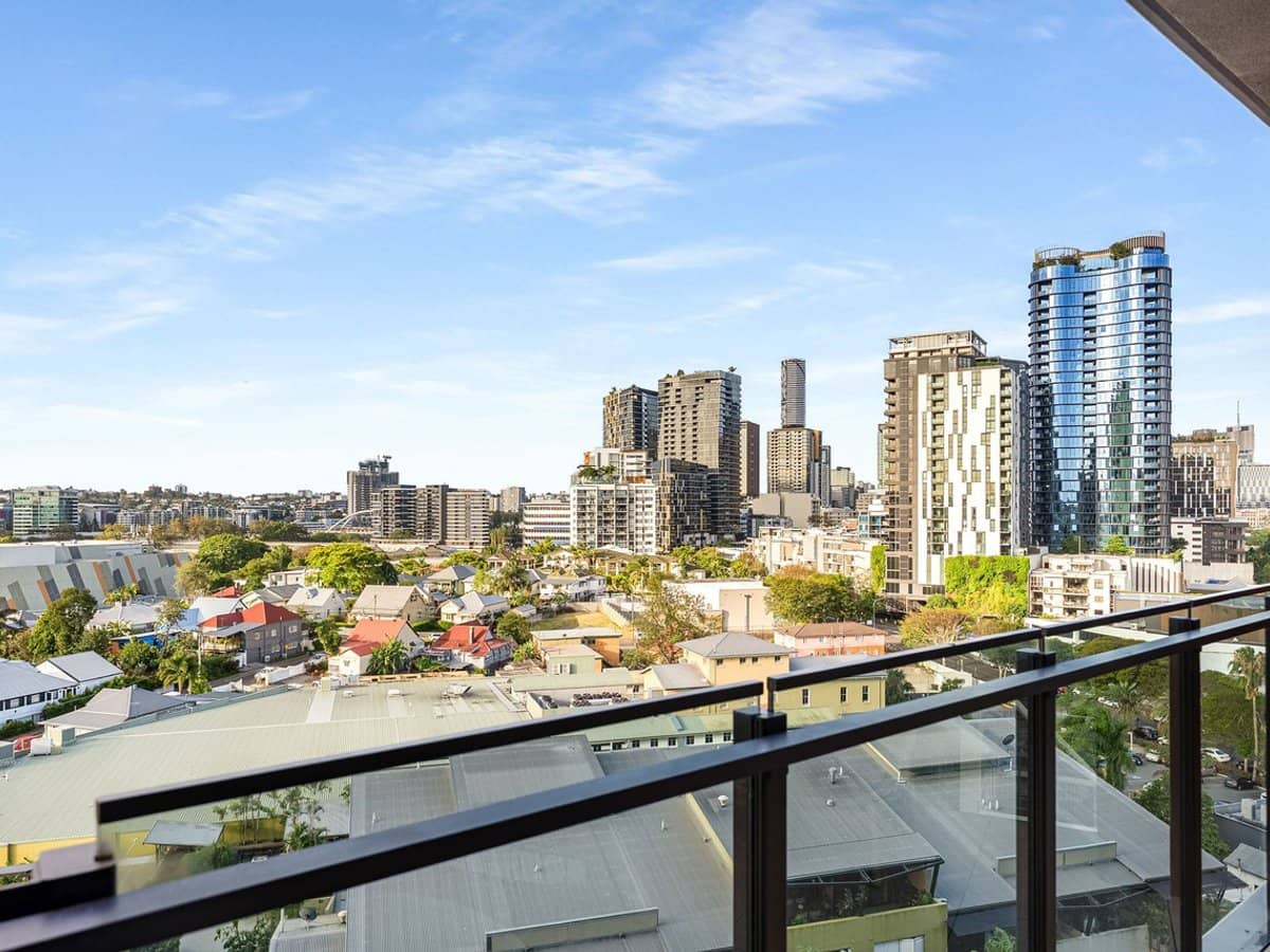 27 Mollison Street, West End - Thumbnail 2