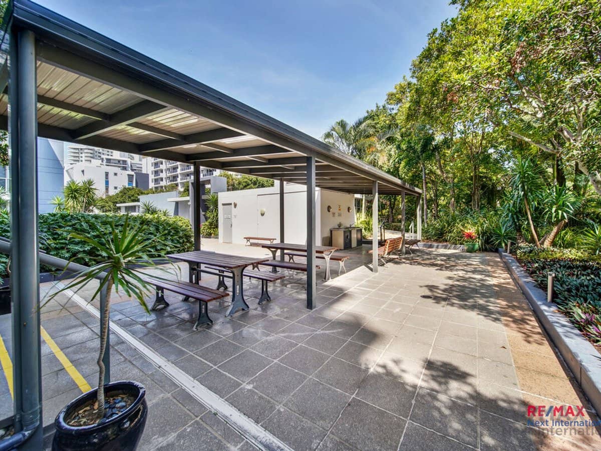 3 Como Crescent, Southport - Thumbnail 22