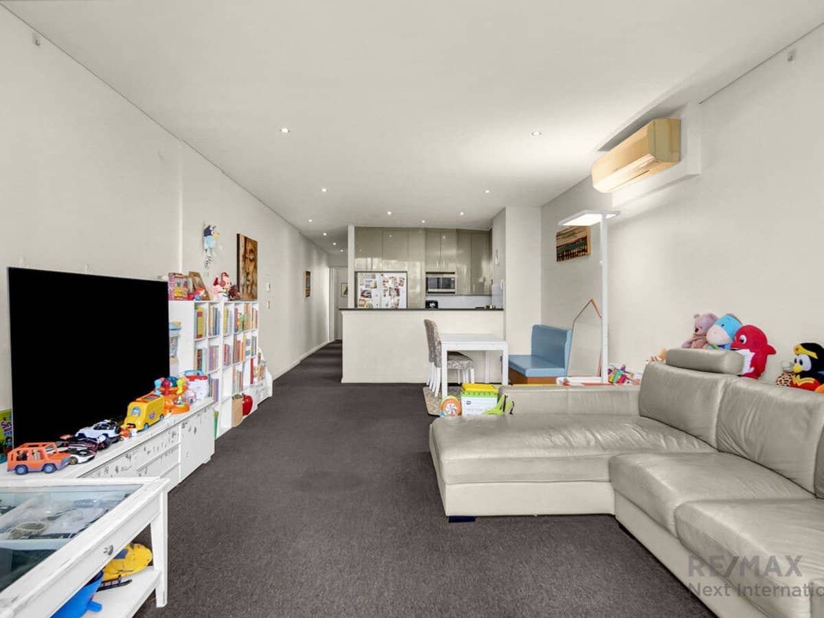 3 Como Crescent, Southport - Thumbnail 3