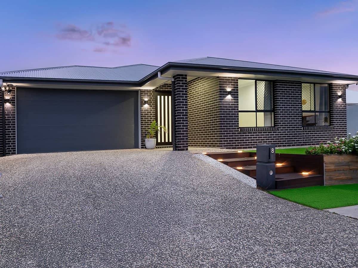 8 Vicar Road, Greenbank - Thumbnail 1