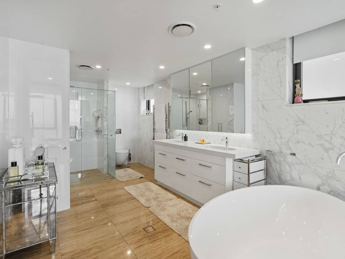 116 The Esplanade, Surfers Paradise - Thumbnail 9