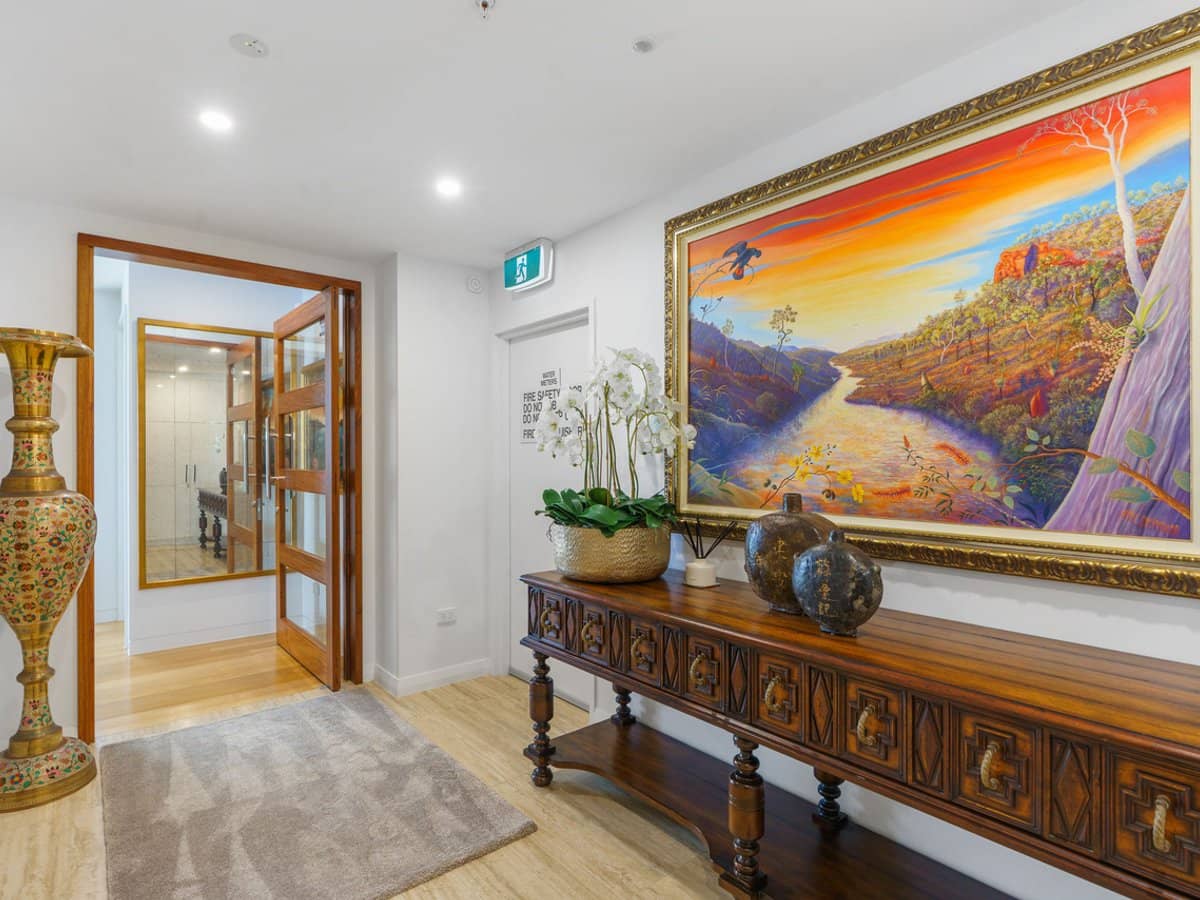 116 The Esplanade, Surfers Paradise - Thumbnail 12