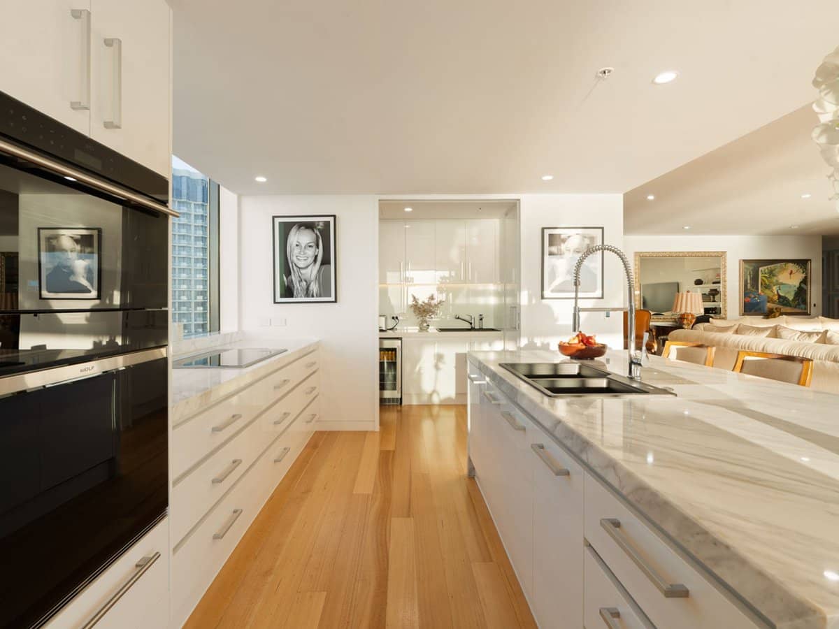 116 The Esplanade, Surfers Paradise - Thumbnail 5