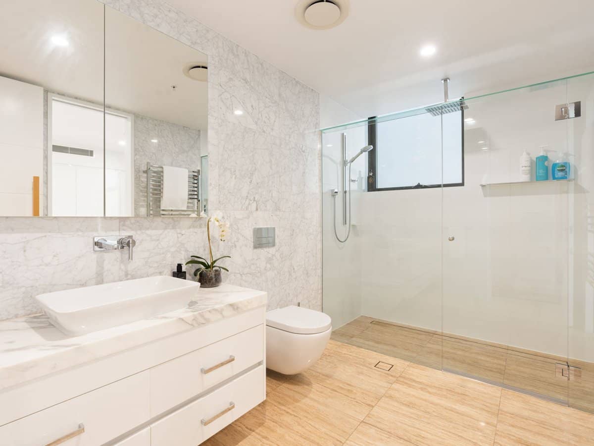 116 The Esplanade, Surfers Paradise - Thumbnail 26