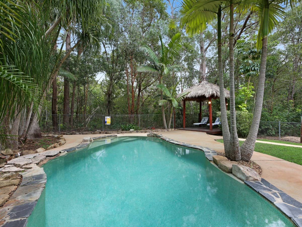 58 Gardenia Drive, BONOGIN - Thumbnail 2