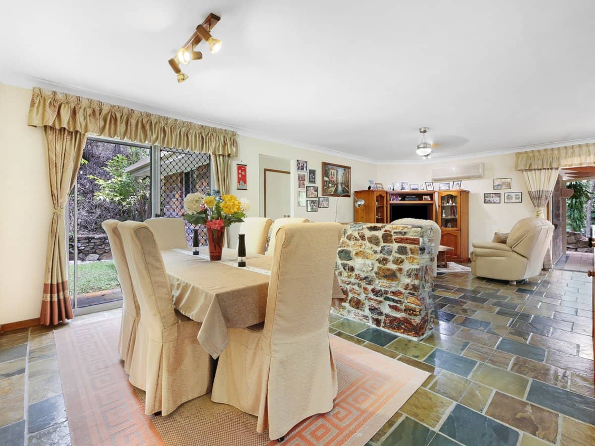 58 Gardenia Drive, BONOGIN - Thumbnail 10