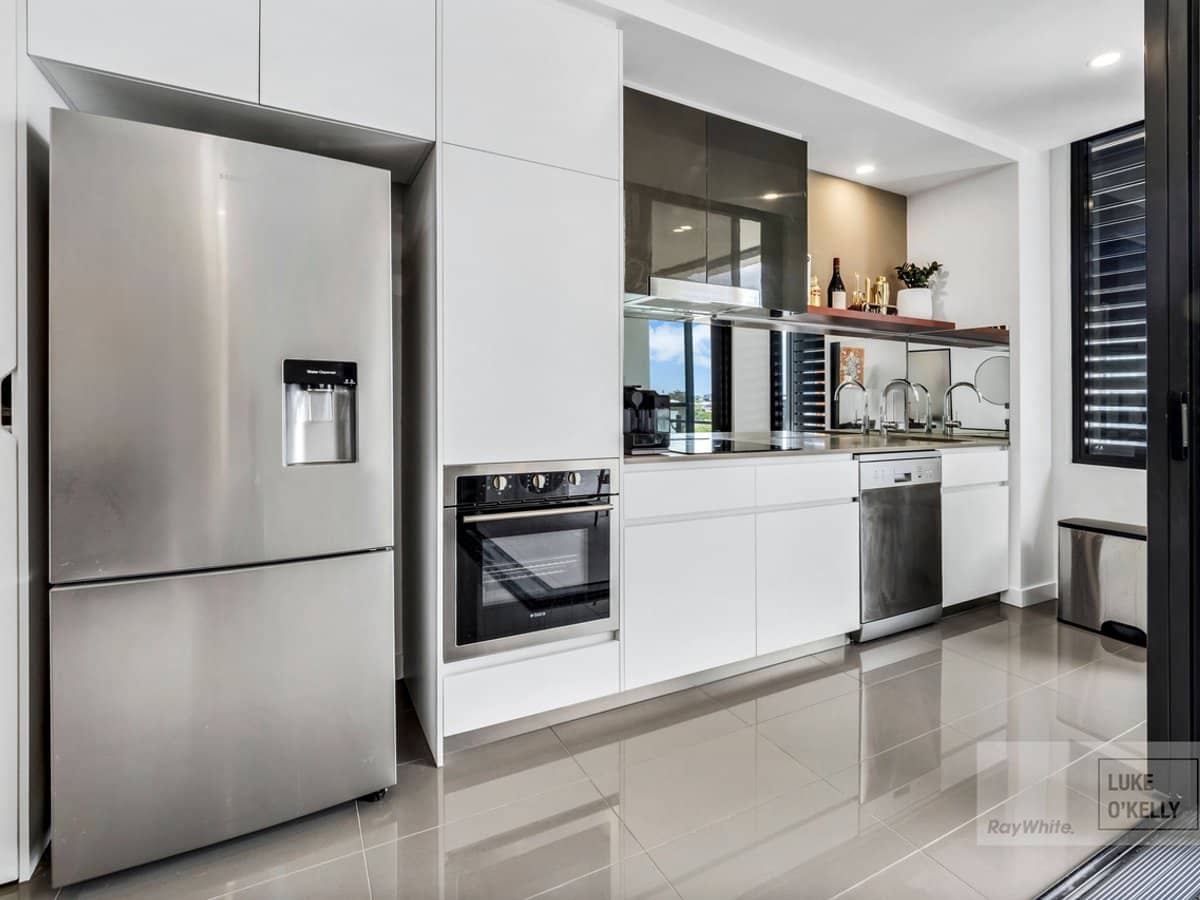 77 Victoria Street, West End - Thumbnail 5