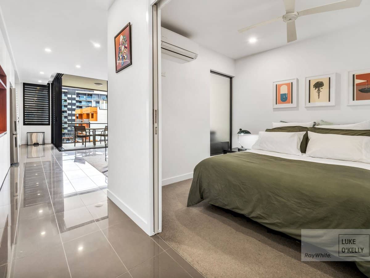 77 Victoria Street, West End - Thumbnail 9