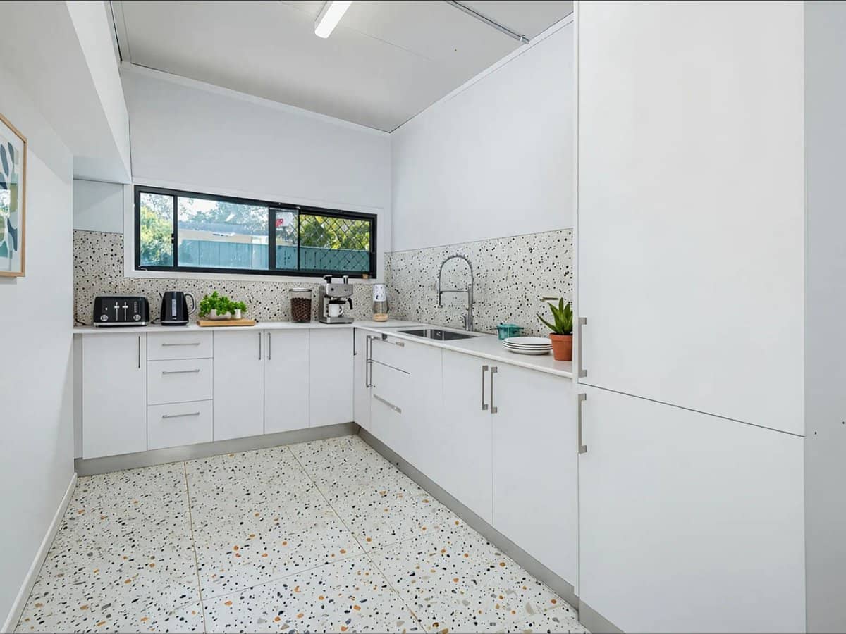 58 Paradise Road, Slacks Creek - Thumbnail 8