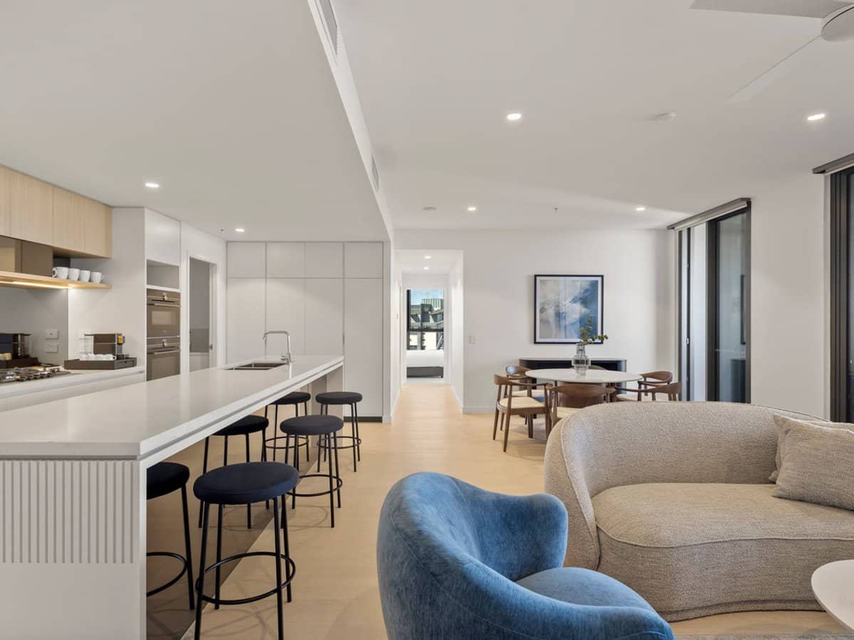 8 Margaret Street, Brisbane City - Thumbnail 1