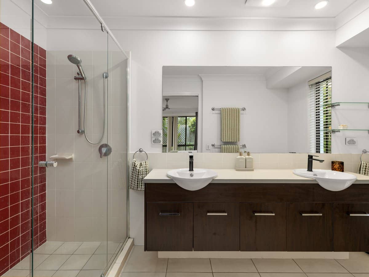 29 Strathburn Crescent, ORMEAU - Thumbnail 12