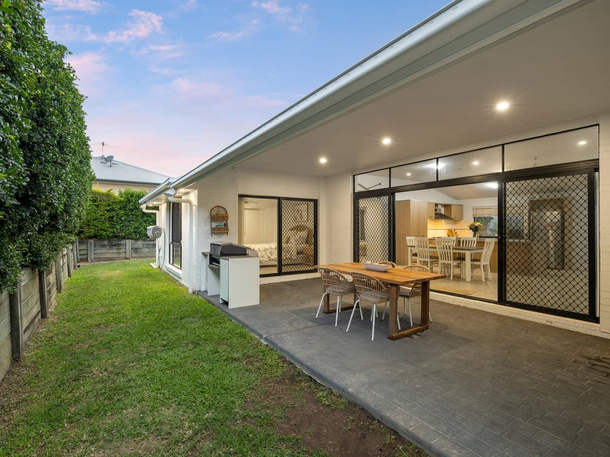 29 Strathburn Crescent, ORMEAU - Thumbnail 17