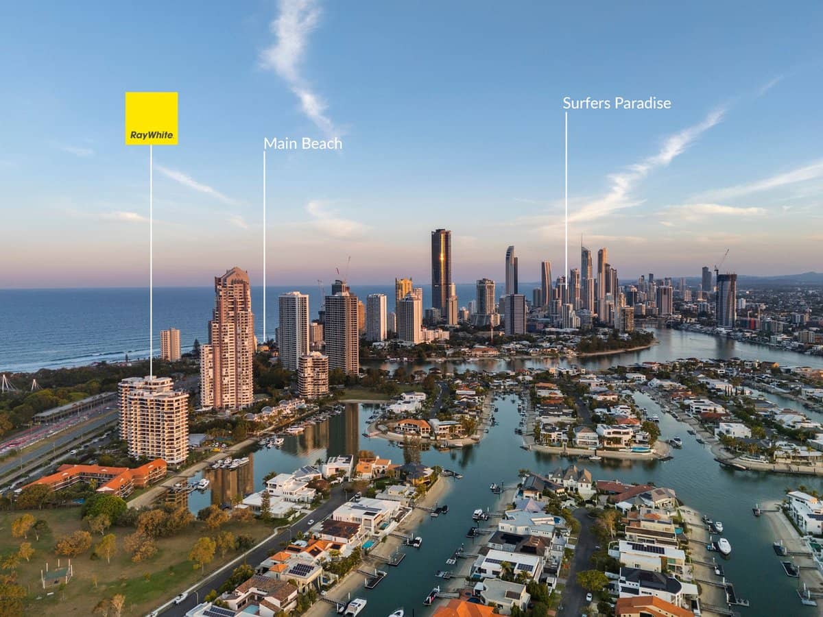 18 Commodore Drive, Surfers Paradise - Thumbnail 4