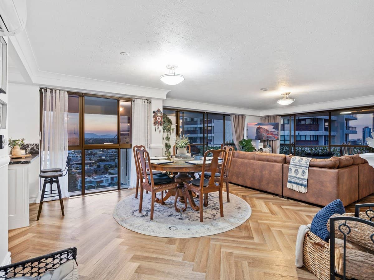 18 Commodore Drive, Surfers Paradise - Thumbnail 6