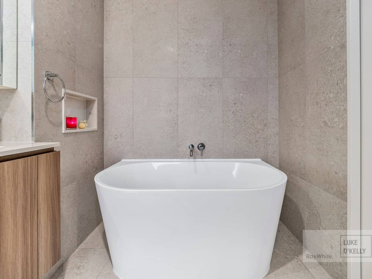 8 Colton Street, Highgate Hill - Thumbnail 14