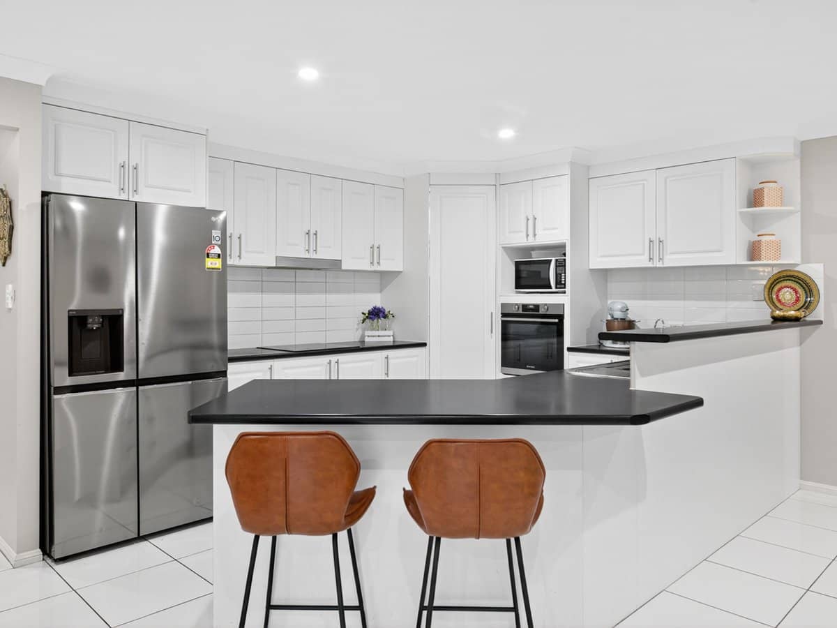 3 Isdell Court, Upper Coomera - Thumbnail 9