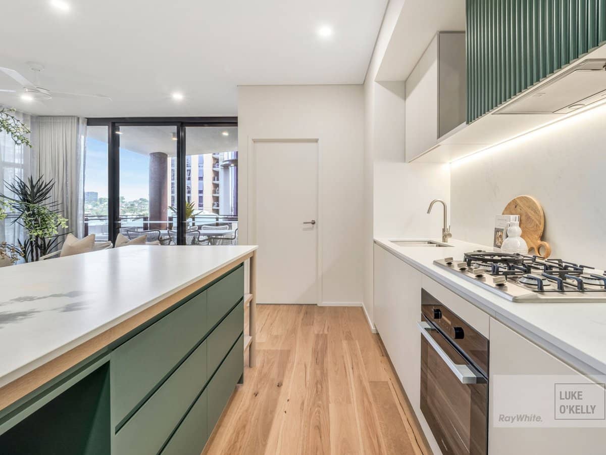 27 Mollison Street, West End - Thumbnail 9