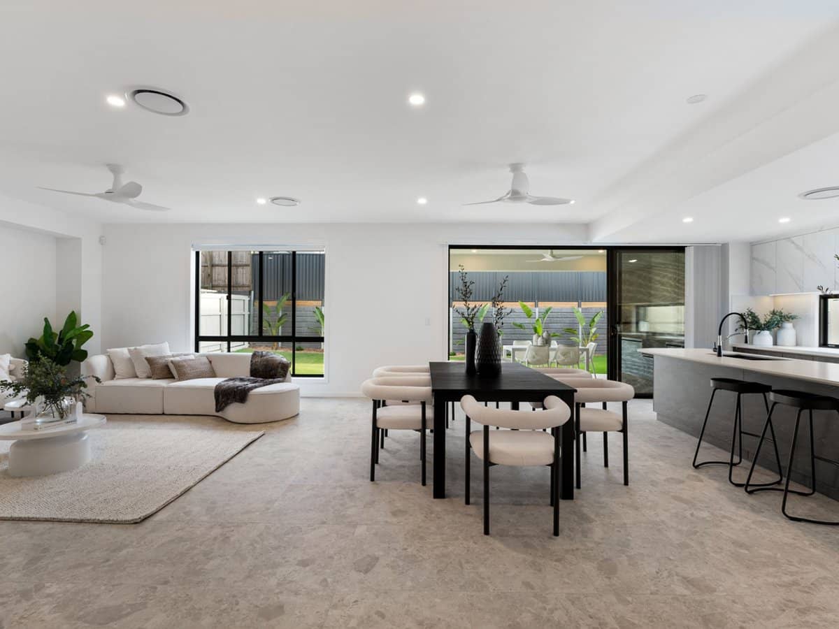 11 Prahan Crescent, Parkinson - Thumbnail 7