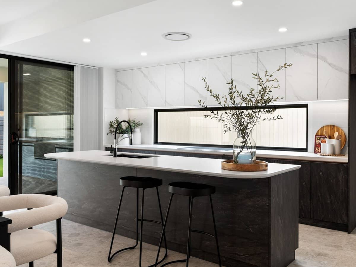 11 Prahan Crescent, Parkinson - Thumbnail 8