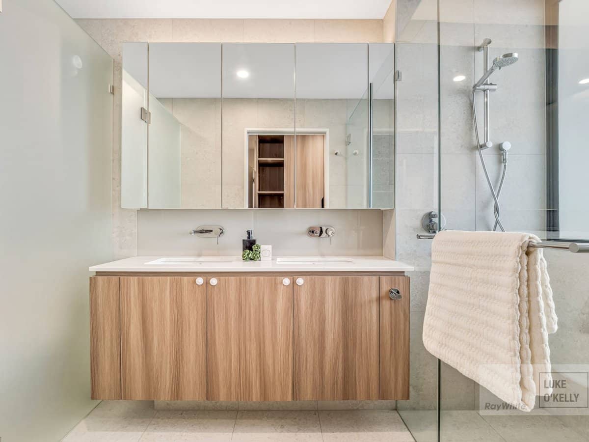 8 Colton Street, Highgate Hill - Thumbnail 10