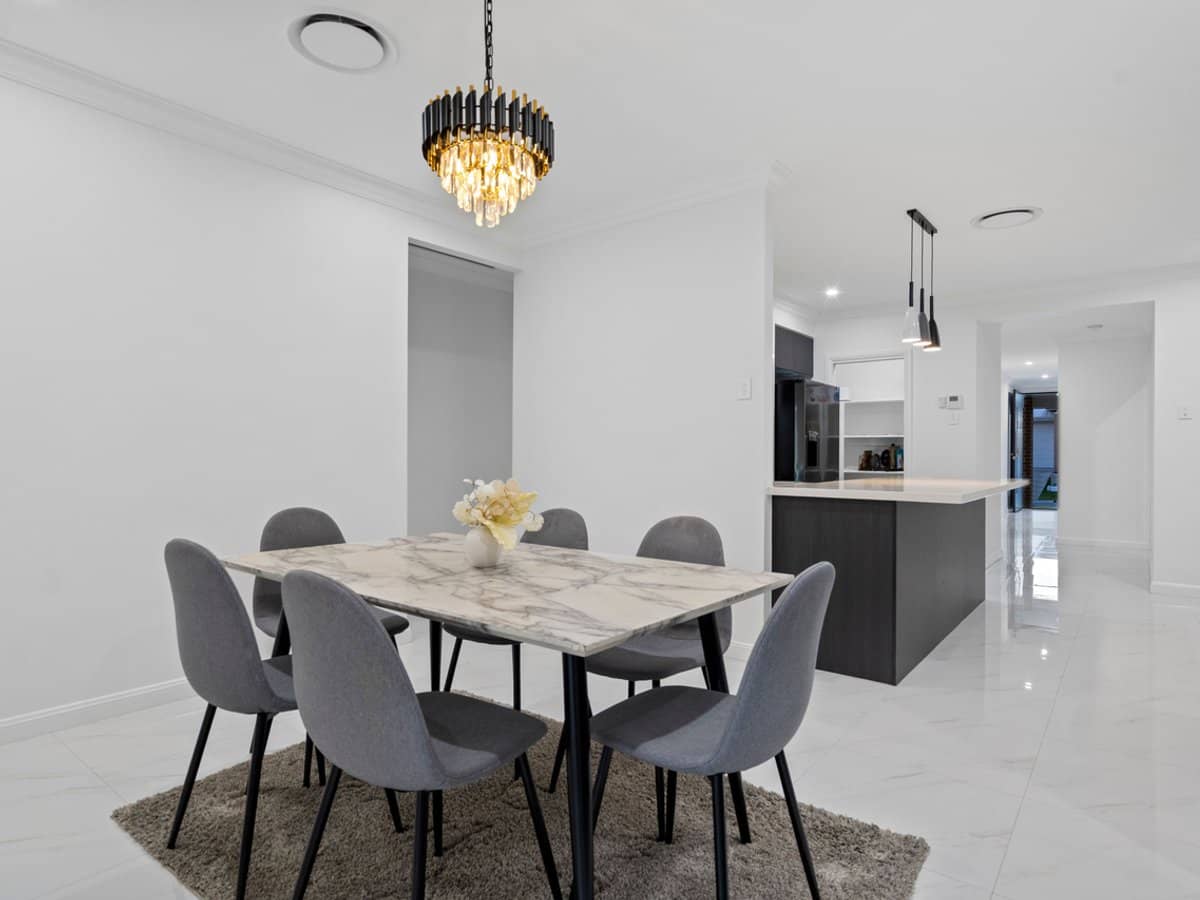 16 York Road, Greenbank - Thumbnail 9