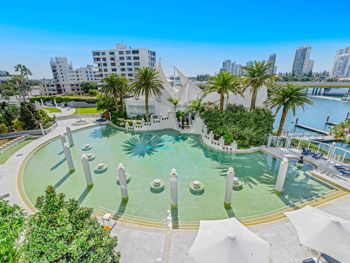 75 Brighton Parade, SOUTHPORT - Thumbnail 3