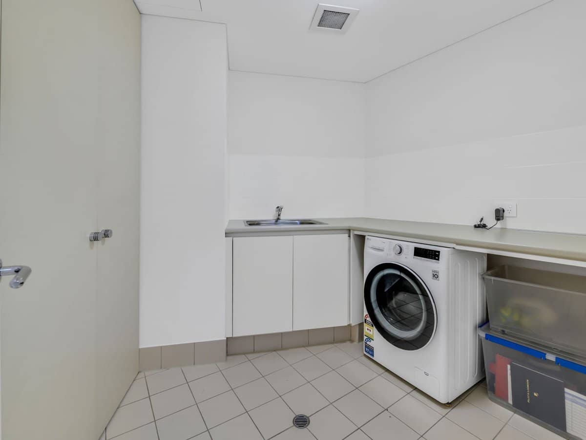 75 Brighton Parade, SOUTHPORT - Thumbnail 20