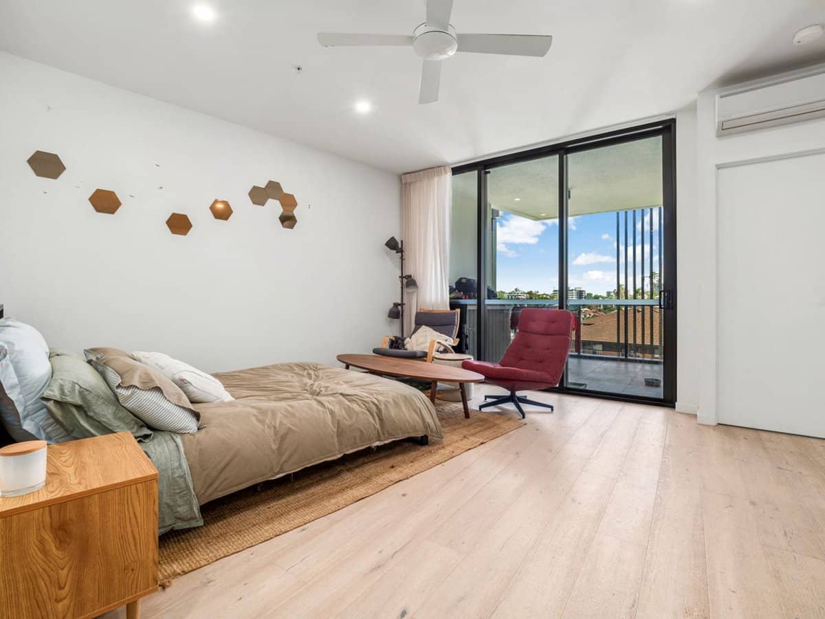 19 Wilson Street, West End - Thumbnail 4