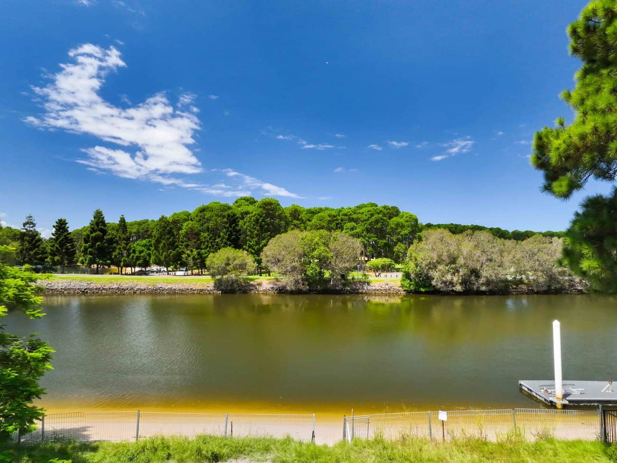 28 Lancelin Drive, MERMAID WATERS - Thumbnail 9