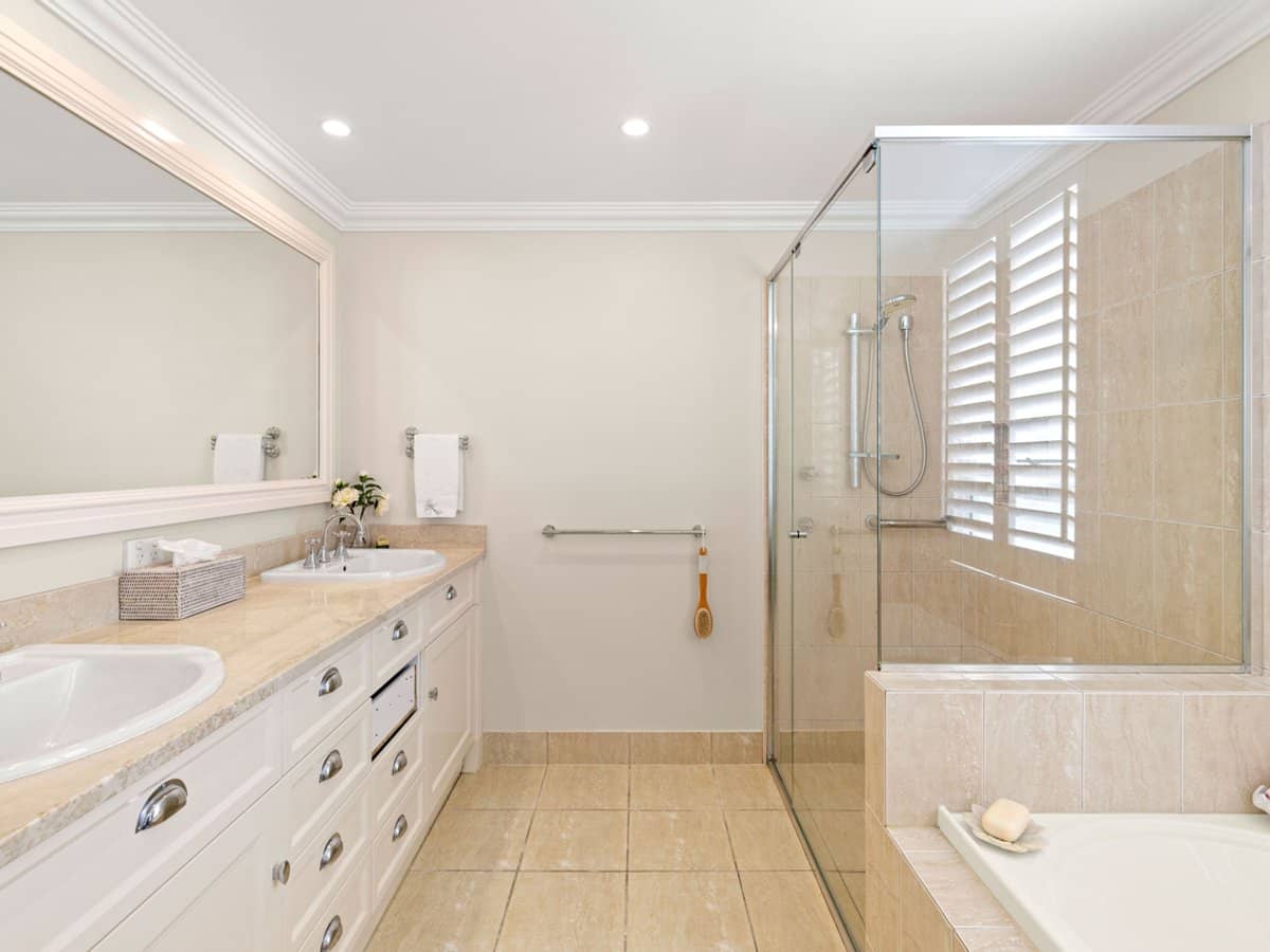 212 Marine Parade, Labrador - Thumbnail 18